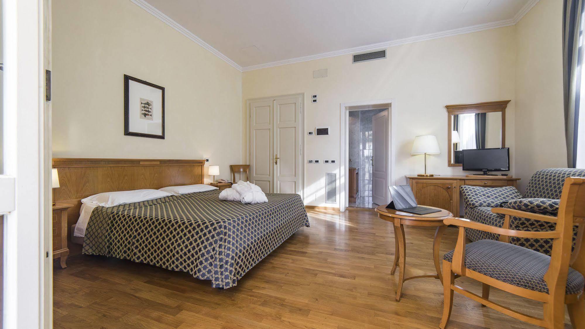 Hotel Ville Bianchi Γκράντο Εξωτερικό φωτογραφία