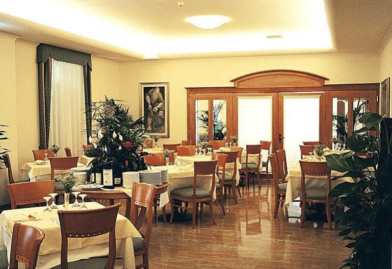Hotel Ville Bianchi Γκράντο Εξωτερικό φωτογραφία